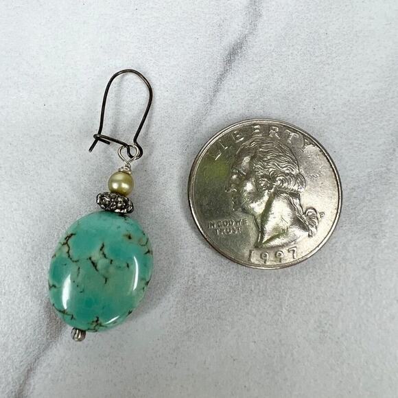 Silver Tone Faux Turquoise Beaded Dangle Earrings Pierced Pair - Picture 2 of 7